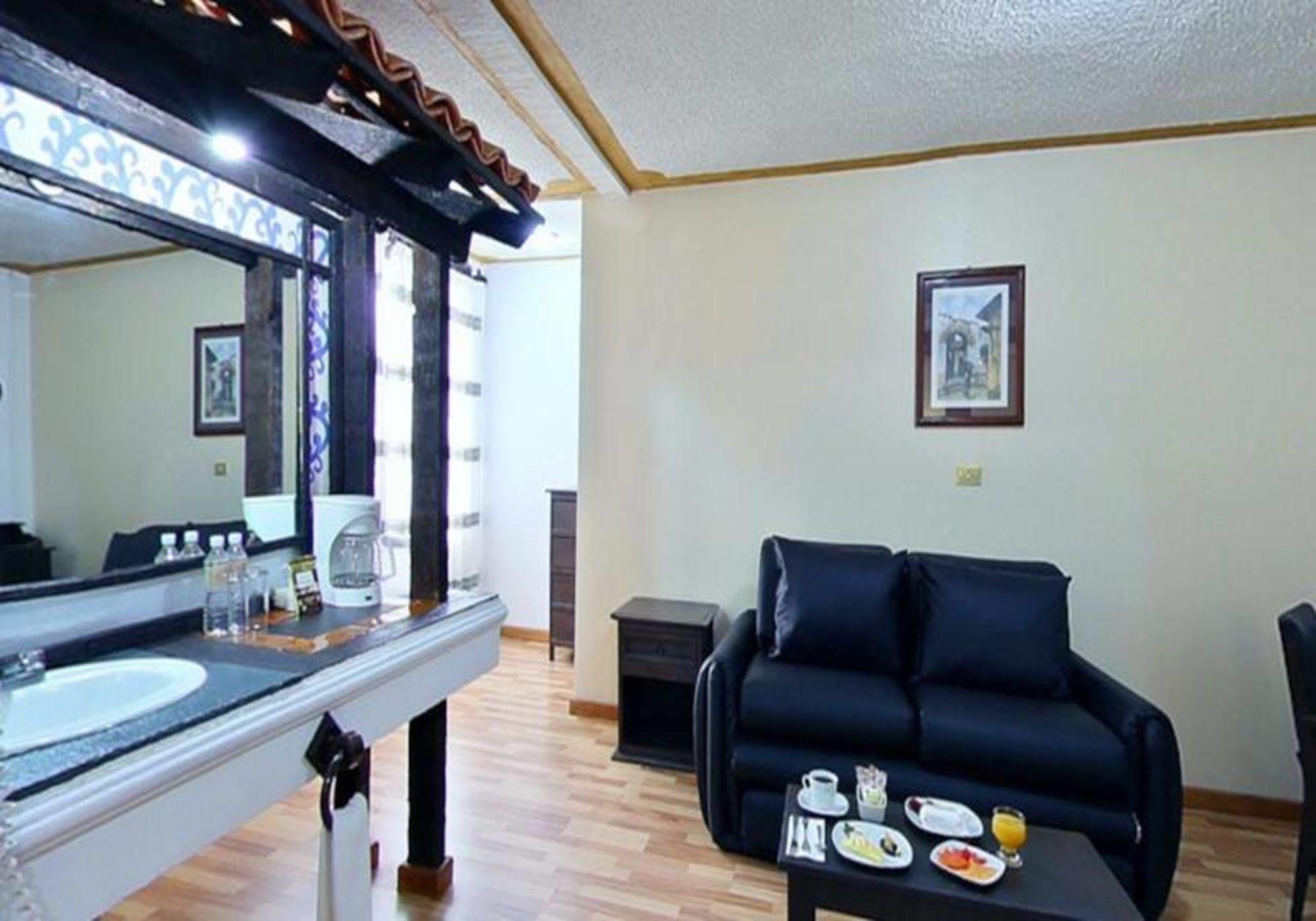 Hotel Mision Xalapa Buitenkant foto