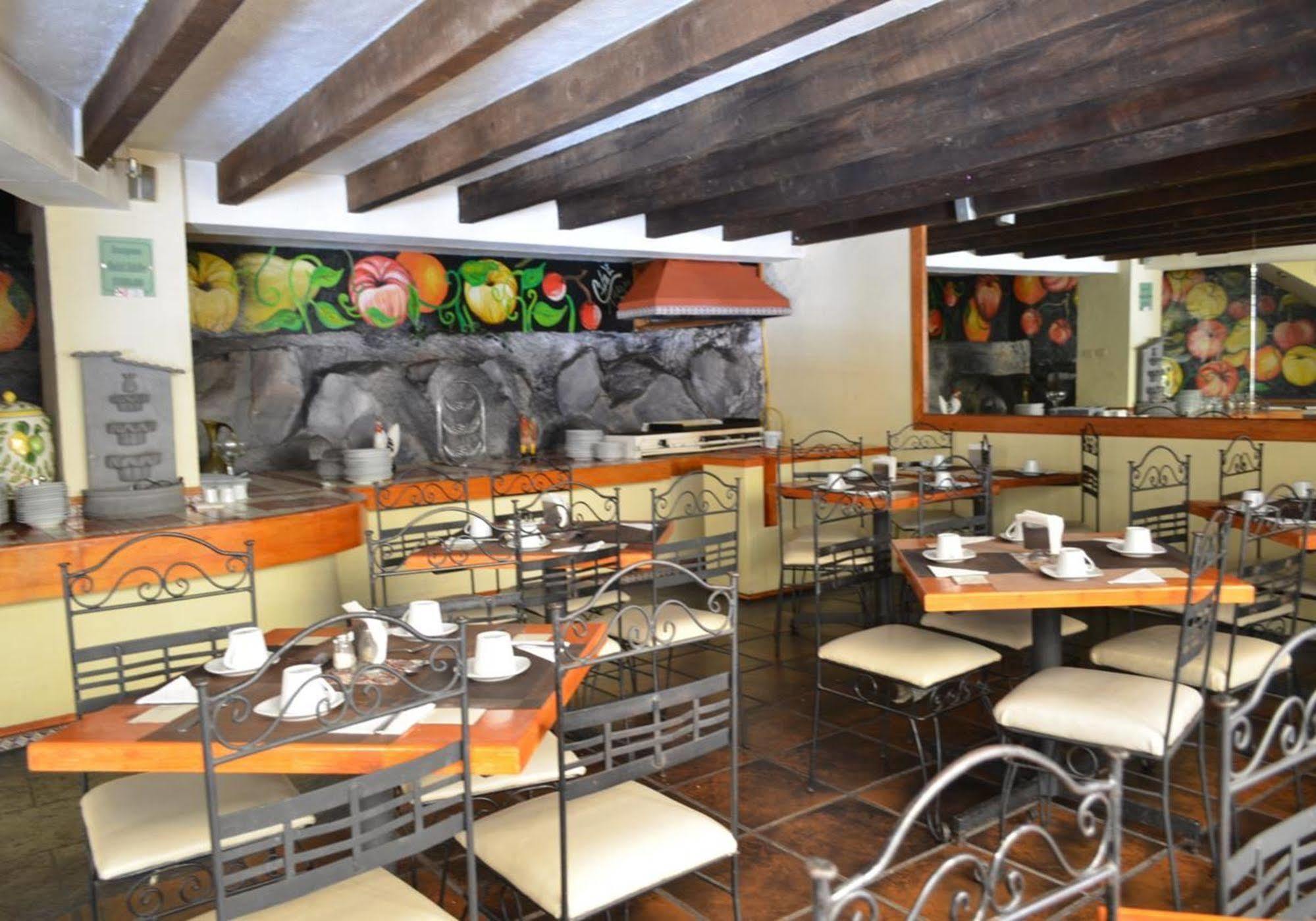 Hotel Mision Xalapa Buitenkant foto