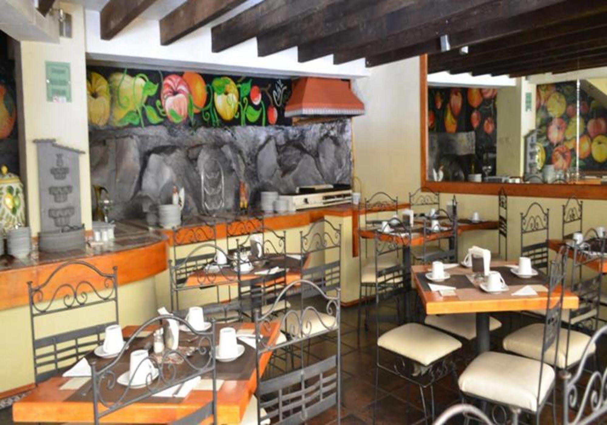 Hotel Mision Xalapa Buitenkant foto